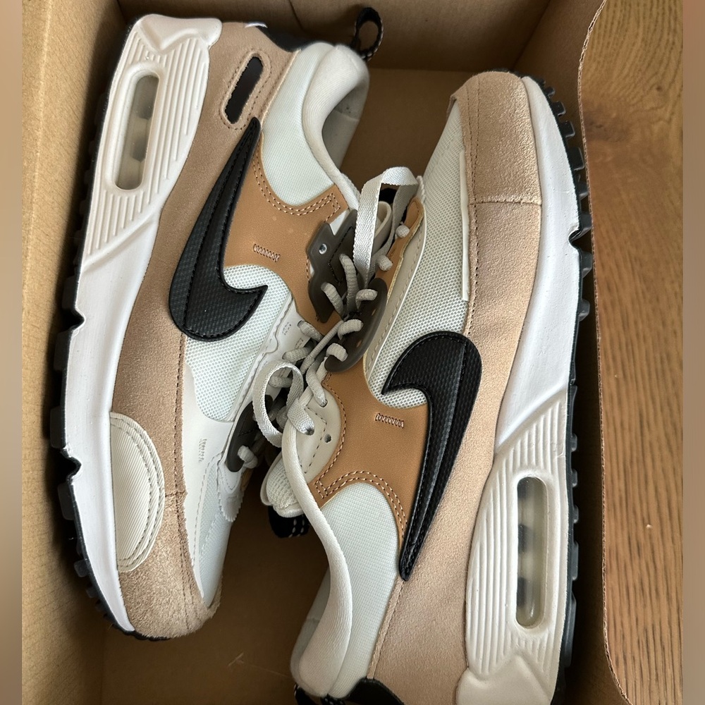 Women’s Nike air max 90 futura sneakers